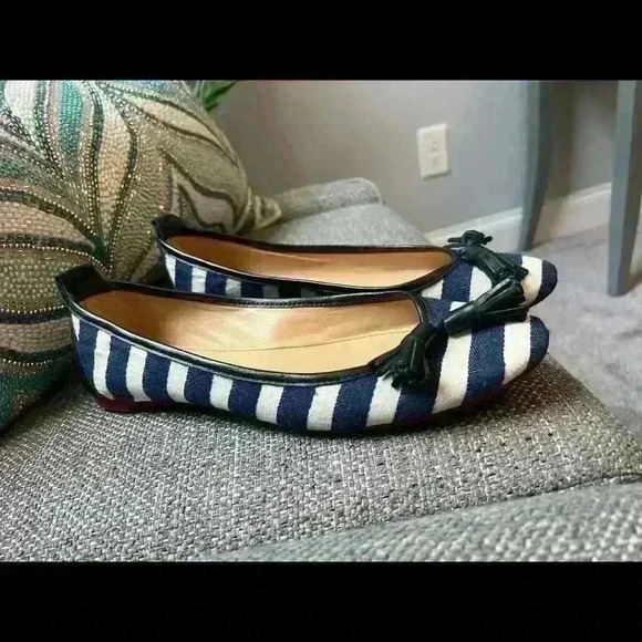 Debora Germani Navy and White Flats with Tassle Size 7 - Picture 2 of 5